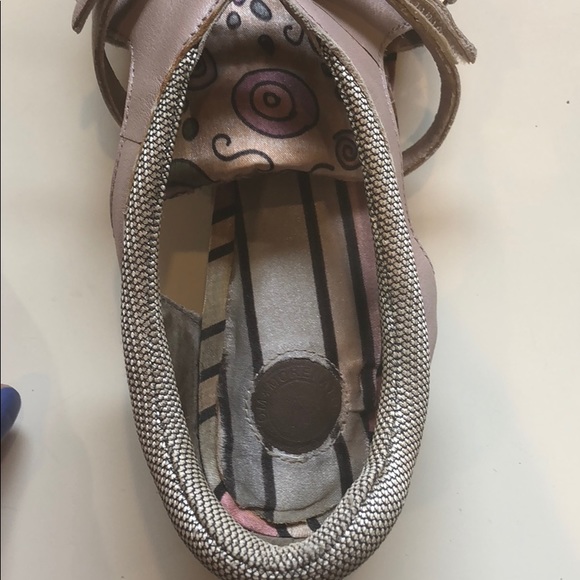 Adorable!  blush/pink suede& leather cutouts - Picture 7 of 8